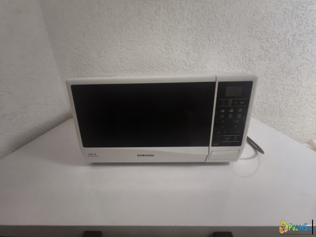 Mikrovalë Samsung me Grill – E përdorur shumë pak!