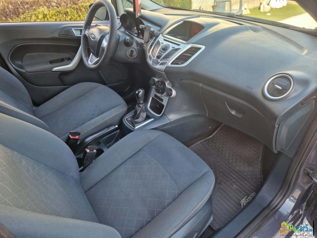 FORD FIESTA econetic 1.6TDCI 95ks 1BOJA KLIMA 2011 - thumbnail 6