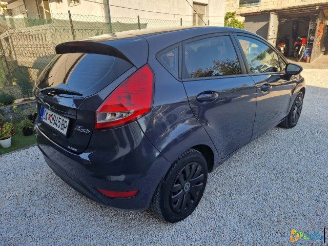 FORD FIESTA econetic 1.6TDCI 95ks 1BOJA KLIMA 2011 - thumbnail 8