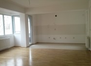 Се продава стан новоградба од 64m2 + 5m2 тераси.