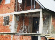 Se Prodava Vikendica Vo Gorna Belica