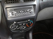 Peugeot 206 Sedan 1.4benz. So Servisna Kniska