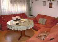 Se Prodava Pokuknina Mnogu Povolno