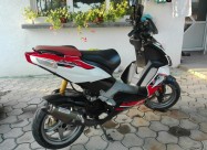Aprilija Sr 50