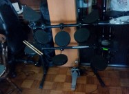Продавам електронски тапани Roland Td7