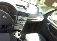 Odlicna Meriva 1.7tdci Isuzu 2005
