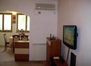 Se Izdava Trosoben Stan Vo Kisela Voda