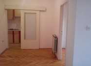 Se Izdava Prazen Stan Vo Novo Lisice