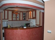 Се продава 245 м2 куќа во Бутел