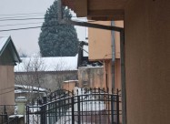 Се продава 245 м2 куќа во Бутел