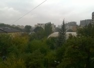 Се изнајмува стан од 90 м2 во Центар