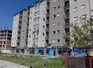 НОВ СТАН, ВЕДНАШ ВСЕЛИВ СО ПАРКИНГ МЕСТО-ПОВОЛНО