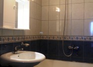 Izdavam Stan Od 130 M2 Vo Micurin