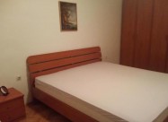 СЕ ИЗДАВА ТРОСОБЕН СТАН ВО НОВО ЛИСИЧЕ