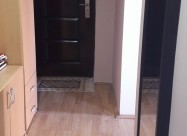 Реновиран двособен стан кај Нова железничка