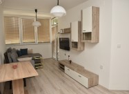 Се издава пријатен еднособен стан / For Rent