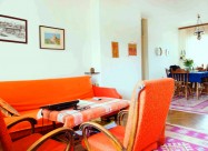 Se Prodava 4 Soben Stan Vo Centar  100m2