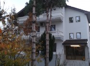 Se Prodava Kuka Vo Cento