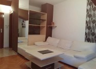 СЕ ИЗДАВА ДВОСОБЕН СТАН КАЈ НОВА ЖЕЛЕЗНИЧКА