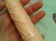 Dildo-vibrator