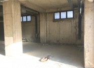 Се продаваат 14 паркинг места во сутеренска гаража