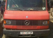 Mercedes 609 D