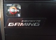 Se Prodava Pc Desktop (8gb Ram + Ssd)