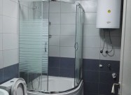 Издавање на двособен стан во нас.Аеродром
