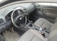 Se Prodava Golf 5 2.0  Sdi