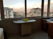 Се продава 91м2 со 3 спални соби близу до Citymall