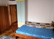 Izdavam Namestena Zidana Baraka