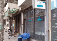 СЕ ПРОДАВА ДУЌАН ПОЗАДИ УНИВЕРЗАЛНА