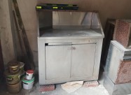 Итно продавам шанк со разладна витрина