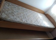  продавам кревет и биро