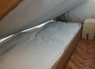 Prodavam Lezaj Edinecen So Sanduk - 95x200