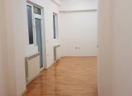 Се издава стан во Центар 30м2
