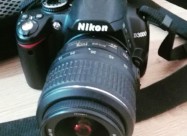 Продаван фотоапарат Nikon D3000