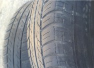 Продавам 2 гуми Continental 175/70 R13 Contiecocon