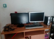 Se Prodavaat Dva Monitora,kukiste, Zvucnici I Tast