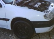 Prodavam Citroen Saxo 1996 Godina Bela Boja  Dizel