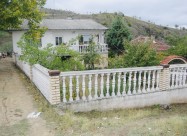 Se Prodava Golema Kuka