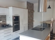 Se Izdava Trosoben Stan Od 120m2 Lokacija Vodno 65
