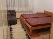 Se Iznajmuva Stan Na Prizemje Vo Zelezara