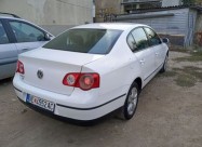 Prodavam Passat B6 1.9 Tdi 2006/07