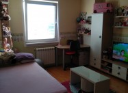 Prodavam Kompletno Namesten Stan 59m2 Vo Novo Lisi