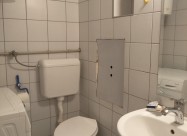 Издавам двособен стан во Карпош 4