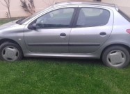 Se Prodava Peugeot 206
