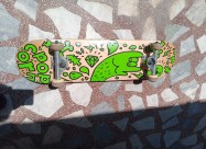 Продавам Скејт ( Prodavam Skejtbord)
