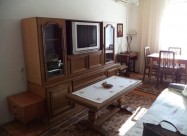 Prodavsm Stan Prv Sprat Ekardelj 077975012