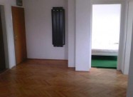 Peodavam Trosoben Stan Klanica 077975012
